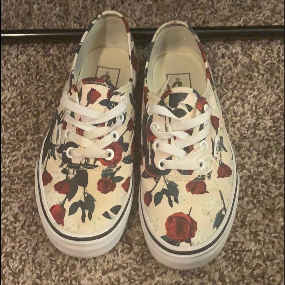 COPY - Rose Era Vans